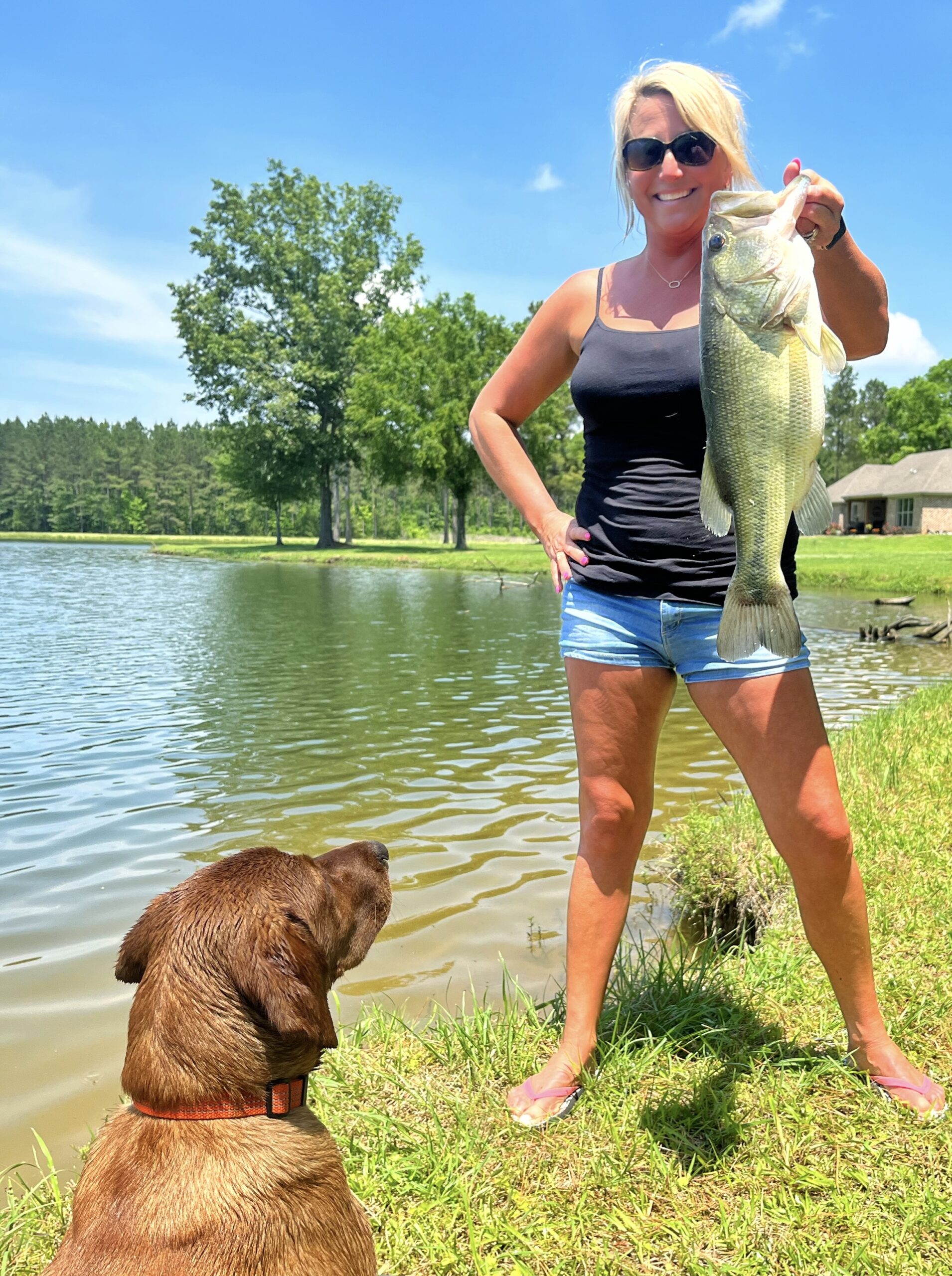 A Girl, Her Lab, & a Big Bass - Mississippi Outdoor Expo